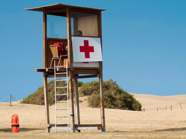 90 puestos de trabajo para socorristas en Cruz Roja